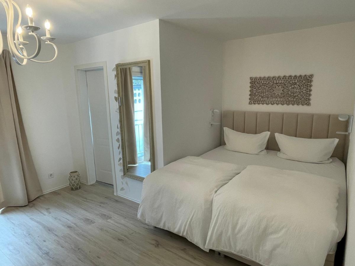 Gaestehaus Paulina โคเคห์ม ภายนอก รูปภาพ
