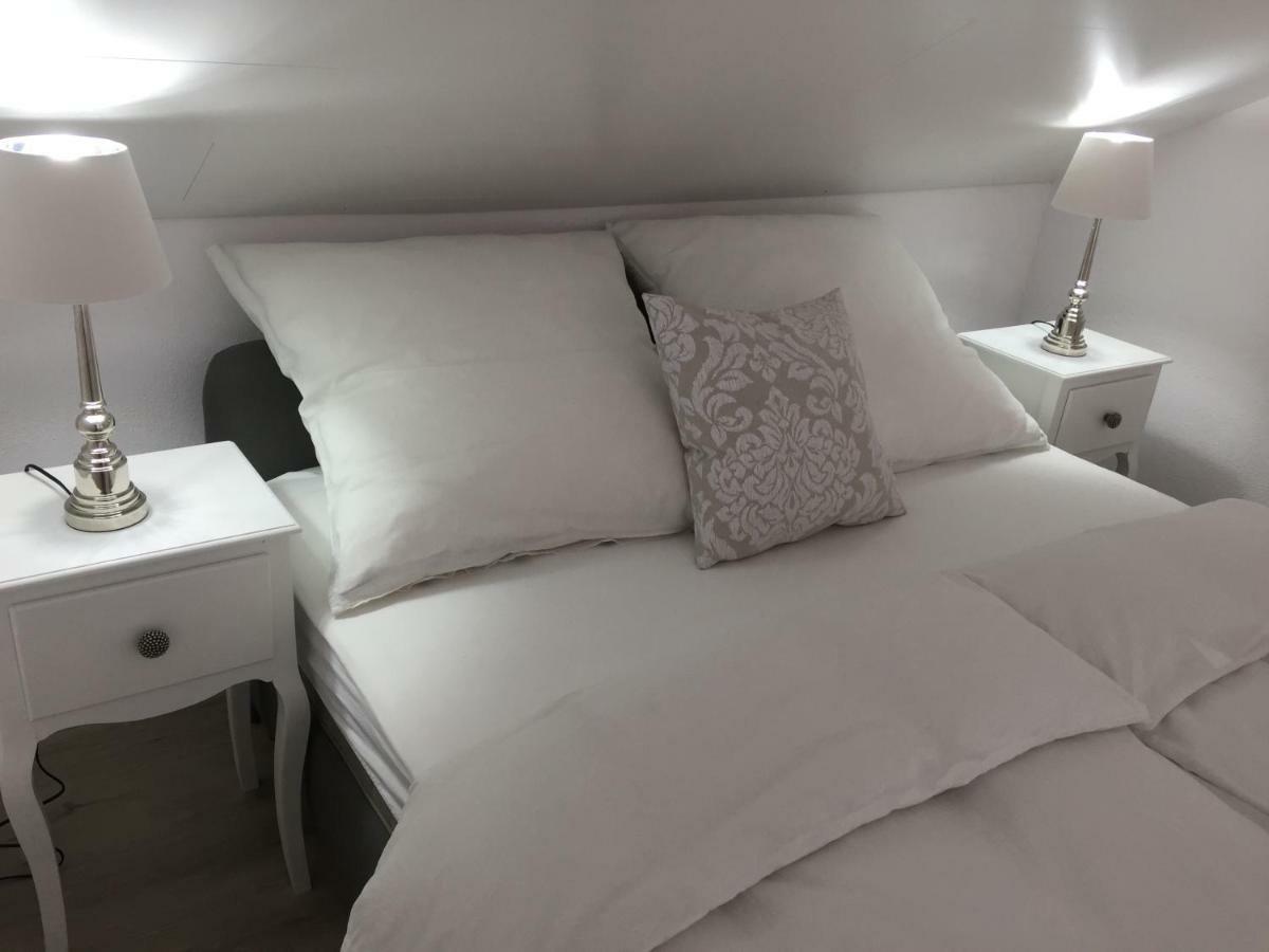 Gaestehaus Paulina โคเคห์ม ภายนอก รูปภาพ